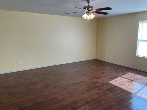 8208 Autumn Creek Trl, Fort Worth TX  76134-4940 exterior