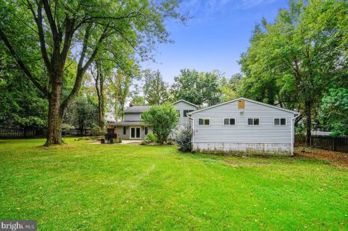8379 Albacore Ct, Riviera Beach, MD 21122-4876
