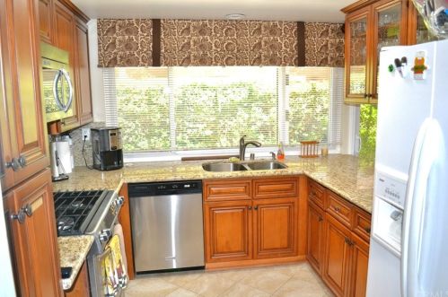 1808 Holbrook St, Anaheim CA  92807-1014 exterior