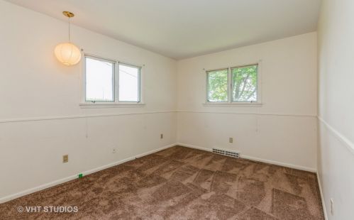 15354 Plank Rd, Sycamore IL  60178-8743 exterior