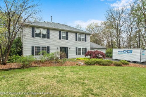 569 Buttonwood Dr, Jackson Twp, NJ 08527-4907