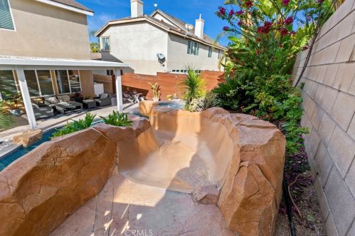 9564 Chandelle Way, Riverside CA  92508-6810 exterior