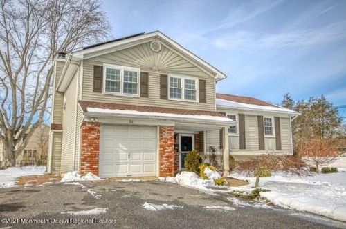 31 Brunswick Dr, Wall Township, NJ 07731-1739