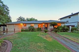924 Sunnyside Ave, Fresno, CA 93727-5427
