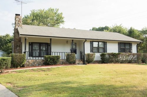 1692 Oak Rd, Lithonia, GA 30078-2200