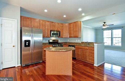 15945 Canada Goose Loop, Woodbridge, VA 22191-5563
