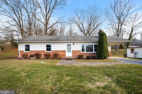 288 Cave Spring Ln, Edinburg, VA 22824-3404