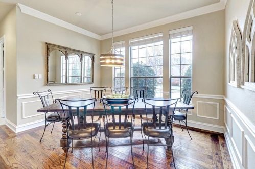 2540 Grn Oak Dr, Carrollton TX 75010-4221 exterior