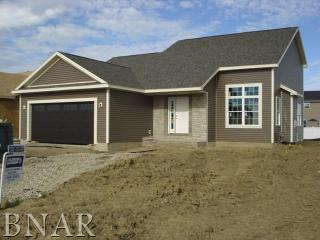 1041 Homestead Dr, Bloomington, IL 61705-9200