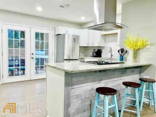 5332 Denny Dr, Atlanta GA  30349-5206 exterior