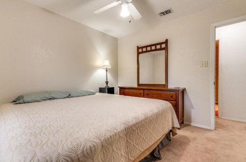 8604 Brook Ridge Dr, Fort Worth TX  76182 exterior