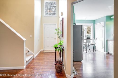 904 Buckingham Cir, Middletown NJ  07748-3467 exterior