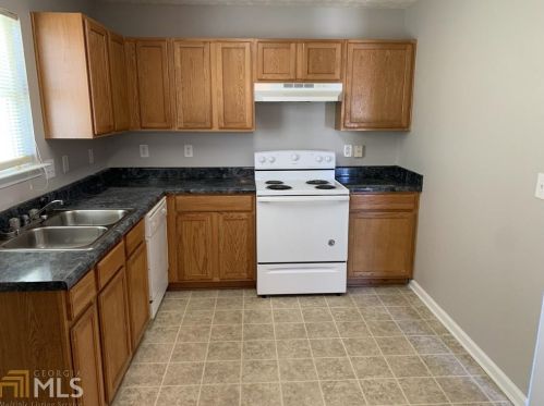 160 Victoria Blvd, Oxford, GA 30054-4167
