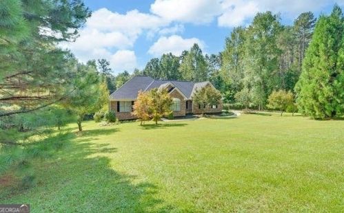 1058 Deer Chase Rd, Toccoa, GA 30577-8958
