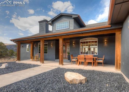 1194 Rimrock Ter, Penrose, CO 81240-9261