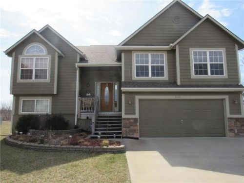 1116 Eagle Pass Ct, Ottawa, KS 66067-2671