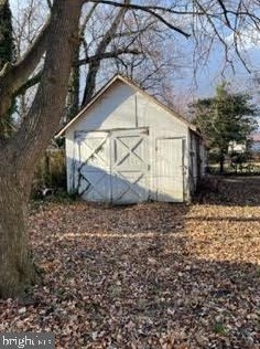 319 2nd St, Auburn, NJ 08085-1105