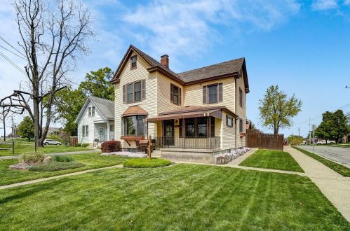 5716 Bridgetown Rd, Cincinnati, OH 45248-3141