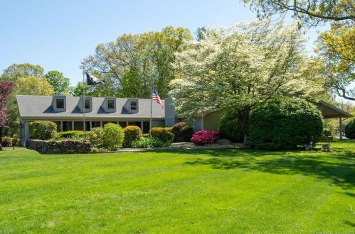 615 Overlook Path, Southington CT  06489-3479 exterior