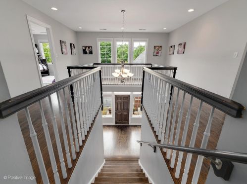 330 55th St, Willowbrook IL  60514-3015 exterior