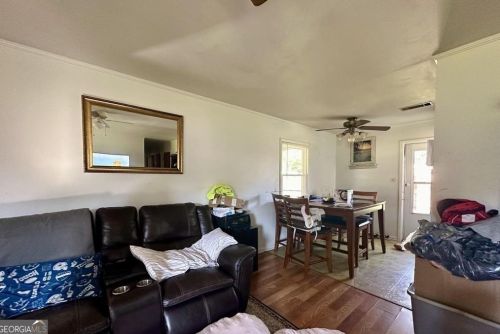 719 Crestwood Ter, Warner Robins, GA 31088-4540