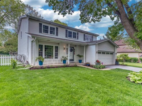 718 Buttonwood Cir, Naperville, IL 60540-6309