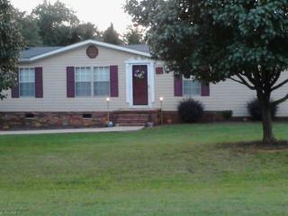 120 Chanda Ln, Ellisboro, NC 27025-8294