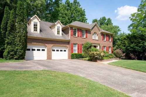 11630 Highland Colony Dr, Roswell, GA 30075-2197