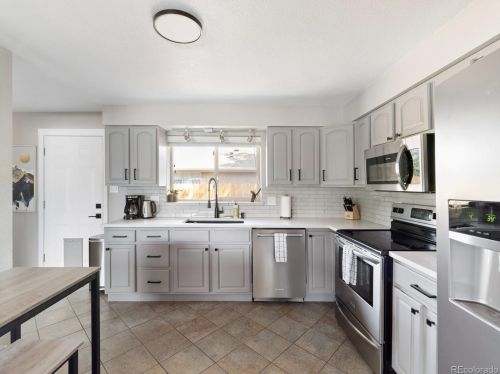 6505 54th Pl, Arvada CO  80002-3311 exterior