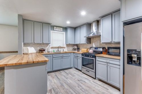 6300 Basswood Dr, Fort Worth TX  76135-1703 exterior