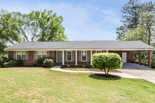 456 Mark Ave, Marietta, GA 30066-6165