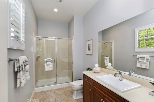 1769 Green Orchard Pl, Riverside CA  92508-8746 exterior