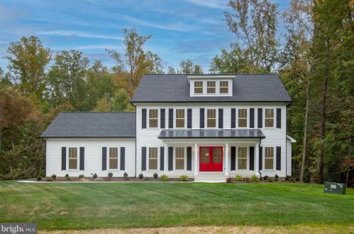 30 Melvin Dr, Fredericksburg, VA 22406-5101