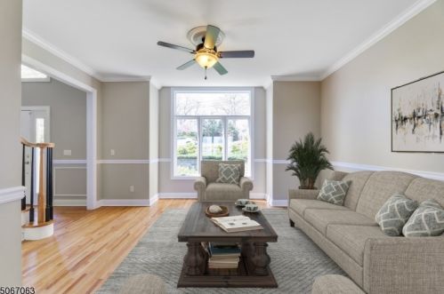 2660 Farview Dr, Mountainside, NJ 07092-1326