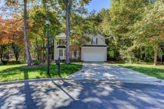 5 Beech Grove Ct, Greensboro, NC 27455-2453