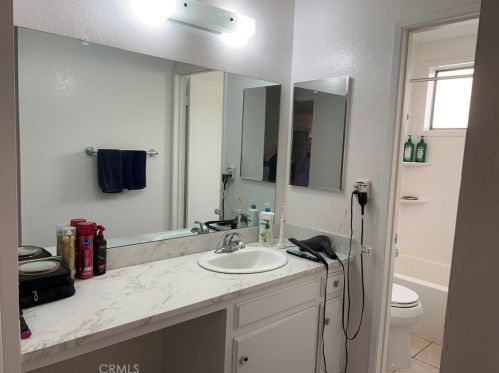 1010 Macarthur Blvd, Santa Ana CA  92707-4632 exterior