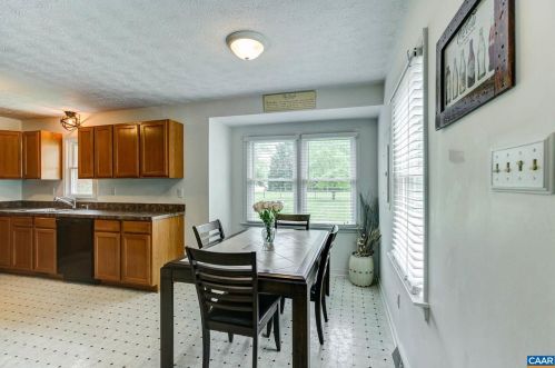 1118 Belle Meade Rd, Bumpass, VA 23024-3634