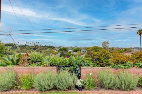 4733 Bindewald Rd, Torrance, CA 90505-4304