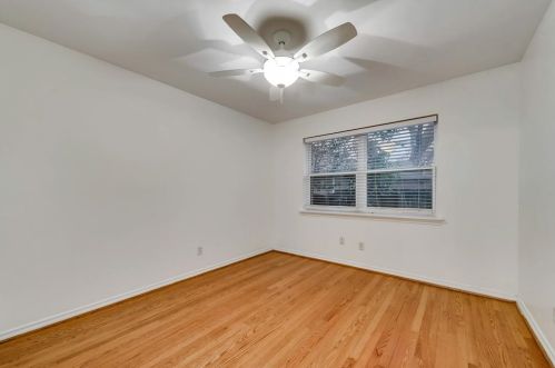 6912 Clemson Dr, Dallas TX  75214-1713 exterior