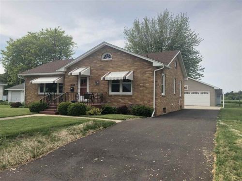 508 Oregon St, Stratford, IL 61064-1864