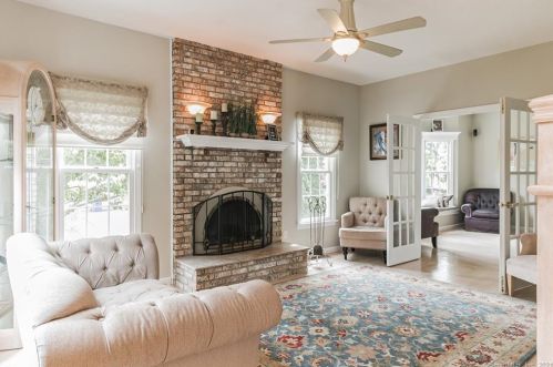 35 Stevens Rd, Wapping, CT 06074-2398