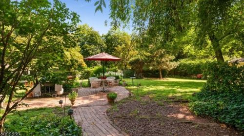 31 Washington Ave, Princeton NJ 08540-8406 exterior