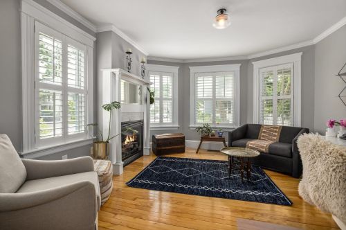605 Lincoln Ave, Portsmouth, NH 03801-5061