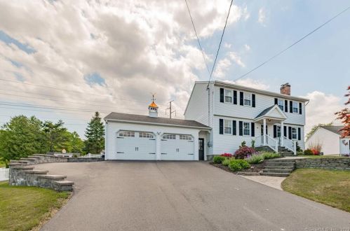 48 Nod Brook Rd, Wallingford, CT 06492-4315