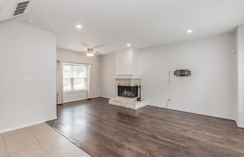 8509 Lake Country Dr, Fort Worth TX  76179-3130 exterior