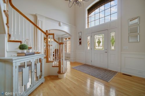 15 Persimmon Ln, South Elgin, IL 60177-3731