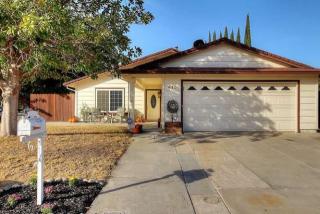 415 Yosemite Dr, Tracy, CA 95376-5104