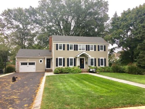 50 Colonial Dr, Red Bank, NJ 07702