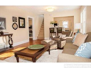 5862 Broadway Ave, Minneapolis, MN 55428-3273