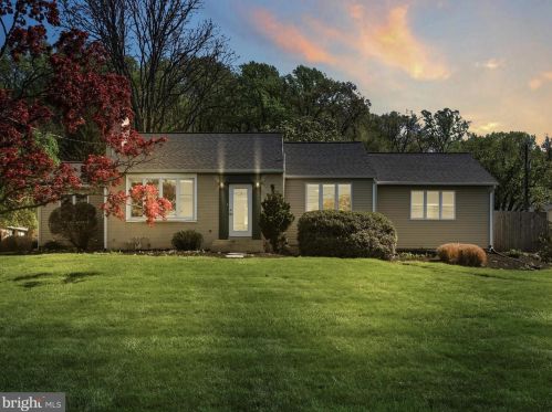 3018 Bowman Rd, Lancaster, PA 17601-1604